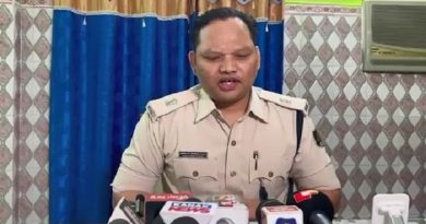 ମହଙ୍ଗା ପଡିଲା ଥାର୍ଡ ଡିଗ୍ରୀ: ଦୁଇ ଅବକାରୀ ଅଧିକାରୀ ନିଲମ୍ବିତ