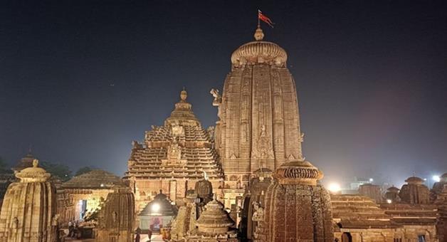 ପୁଣି ଉପାସରେ ପ୍ରଭୁ ଲିଙ୍ଗରାଜ: ମନ୍ଦିରରେ ନୀତିକାନ୍ତି ବିଭ୍ରାଟ